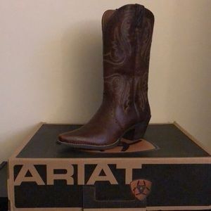 Ariat Women’s Heritage Western X-Toe Cowboy Boots
